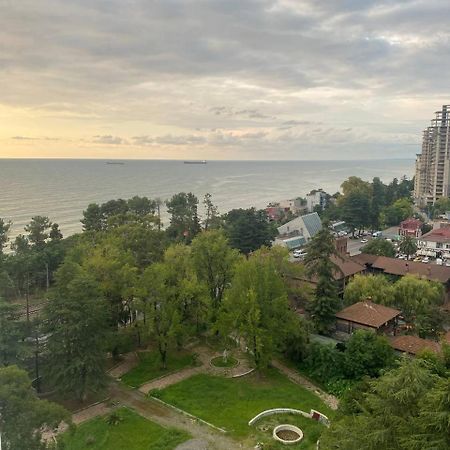 Аппартаменты С Двумя Балконами На Море И Горы Makhinjauri Exteriér fotografie