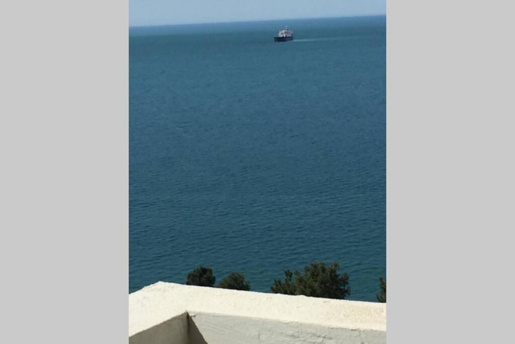 Аппартаменты С Двумя Балконами На Море И Горы Makhinjauri Exteriér fotografie